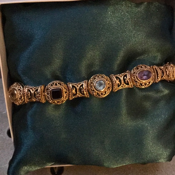 Jewelry - Annabelle Treasure Charm
